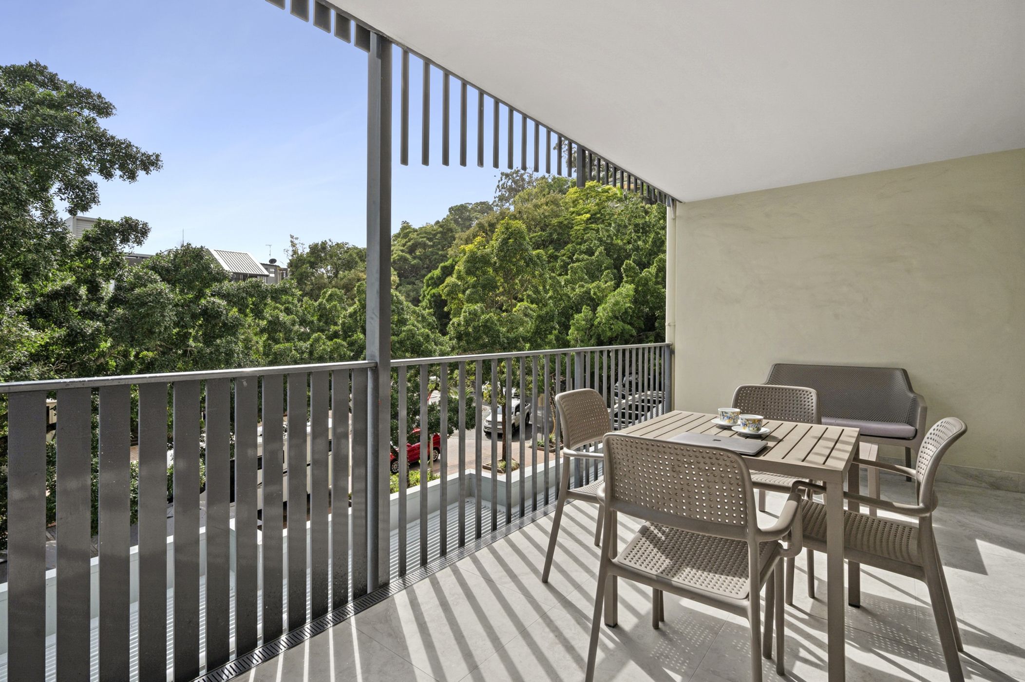 Belle Rue 205 terrace